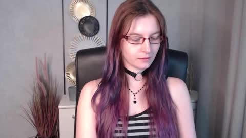 emma online show from December 6, 2024, 1:44 pm