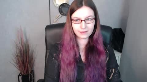 emma online show from February 19, 2025, 6:55 am