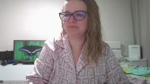 emma_misty_ online show from April 28, 2026, 7:52 pm