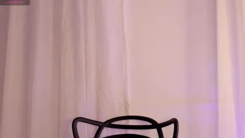 Emma Morgann online show from March 11, 2025, 2:29 pm