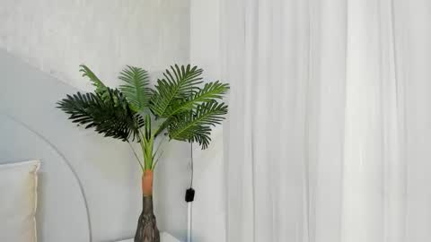 Emma Morgann online show from February 10, 2026, 11:14 am