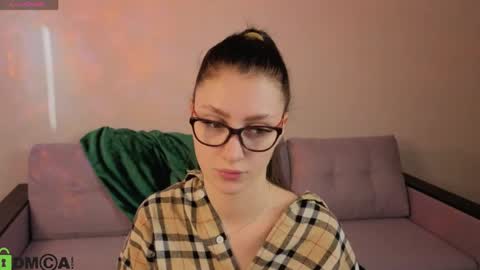 Emma Myer online show from April 2, 2026, 3:59 am