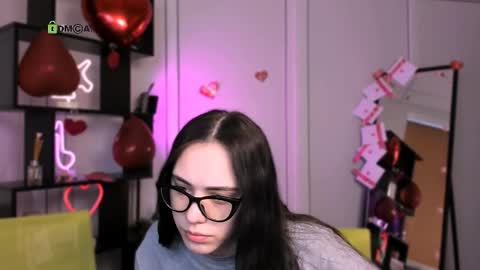 emma_swee online show from February 19, 2026, 6:09 am