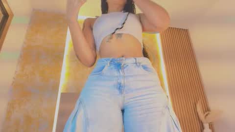 Ema online show from September 21, 2025, 11:12 am