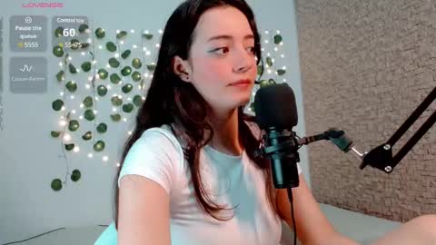 Emma  online show from December 12, 2024, 6:25 am