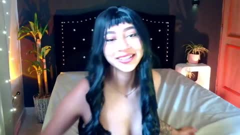 Emma web online show from April 16, 2026, 3:13 pm