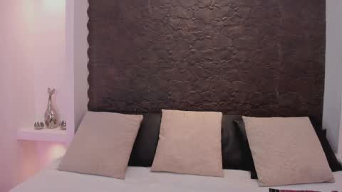 Snapshot of emma_woods__ chatting on October 20, 2025, 7:47 pm emma_woods__ online show from October 20, 2025, 7:47 pm