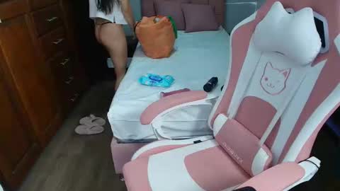 emma online show from September 18, 2025, 12:07 pm