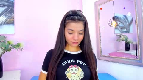 Emma  online show from November 13, 2025, 4:39 pm