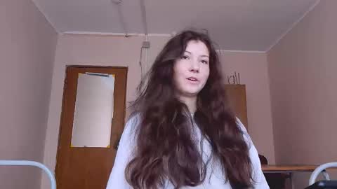 Emma online show from November 10, 2025, 11:20 am