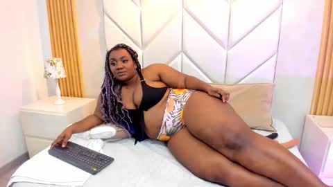 EmmaBrantt  online show from November 21, 2025, 5:06 am