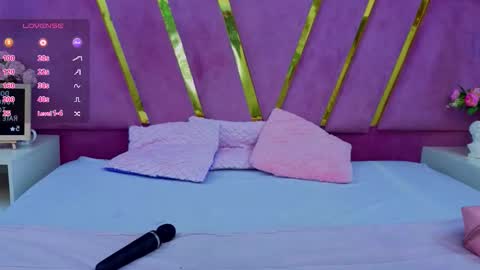 emma cortez online show from September 29, 2025, 11:48 am