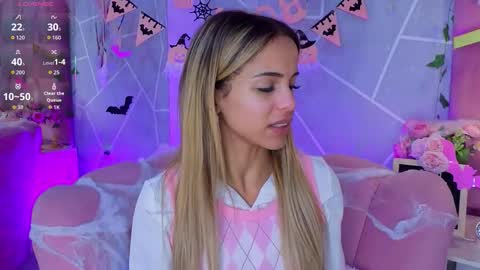 emma cortez online show from October 30, 2025, 11:44 am