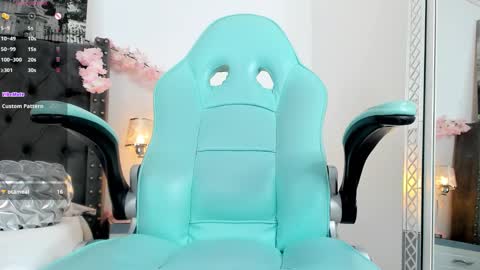 Welcome Im yosein  Your love is my passion activate it with your tips and enjoy with me online show from December 11, 2024, 1:37 am