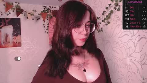 Emma online show from November 16, 2025, 12:22 pm