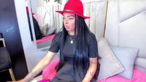 emmaebony_ online show from September 28, 2025, 10:20 am