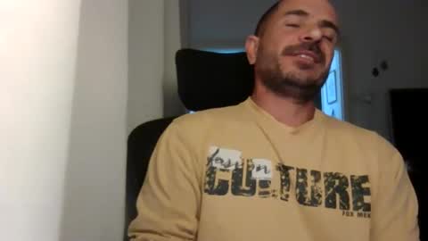 Ariel online show from December 13, 2024, 3:21 pm