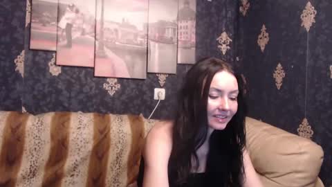 EmmaGoldX online show from January 8, 2025, 11:21 am