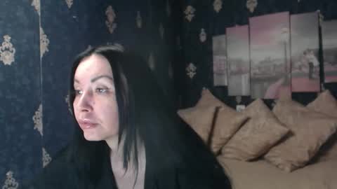 EmmaGoldX online show from January 6, 2026, 6:50 am