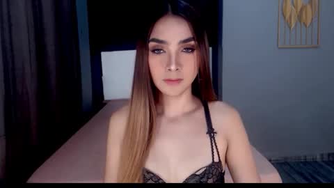 Emma online show from April 6, 2026, 1:36 am