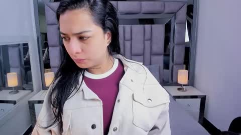 EMMA HILL online show from March 27, 2026, 11:10 am