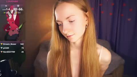 Snapshot of emmalaflame chatting on March 7, 2025, 3:08 am Emma day  Wendy night online show from March 7, 2025, 3:08 am