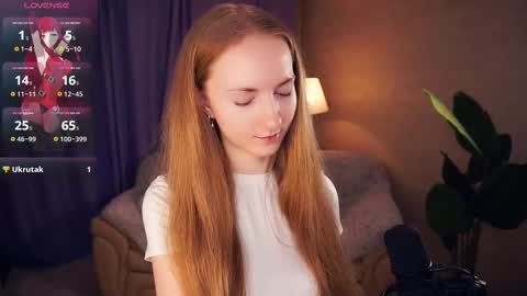 Snapshot of emmalaflame chatting on March 12, 2025, 8:52 pm Emma day  Wendy night online show from March 12, 2025, 8:52 pm