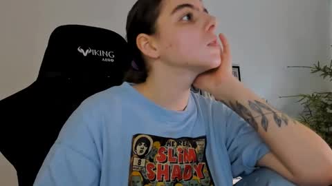 Emma online show from January 13, 2025, 7:21 pm