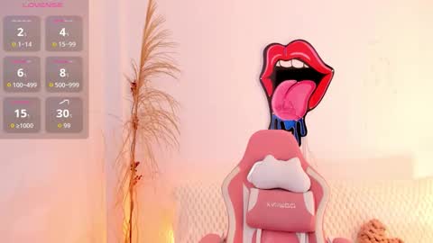Snapshot of emmamyers_ chatting on February 3, 2026, 2:53 am Emma online show from February 3, 2026, 2:53 am