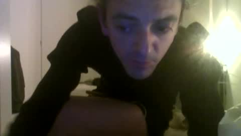 Snapshot of emmanuelli59 chatting on March 22, 2026, 9:40 pm AsstastiX online show from March 22, 2026, 9:40 pm