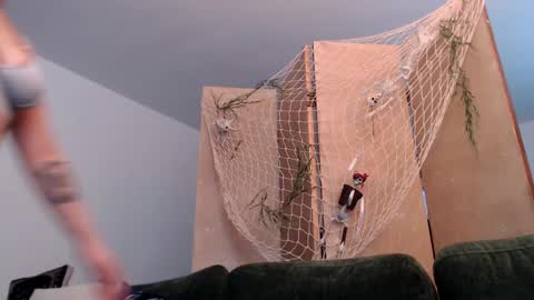 Emma Alexis Roads online show from September 20, 2025, 2:40 pm