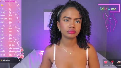Snapshot of emmasmith06 chatting on March 5, 2025, 9:15 pm Emma online show from March 5, 2025, 9:15 pm