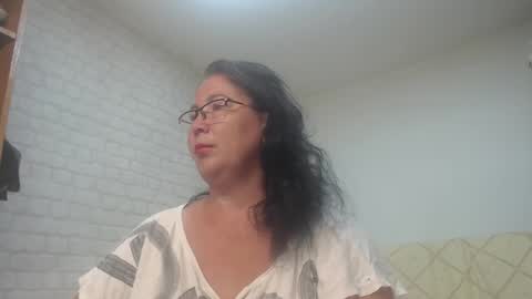 Snapshot of emmasquirt69 chatting on September 15, 2025, 5:18 am emmasquirt69 online show from September 15, 2025, 5:18 am