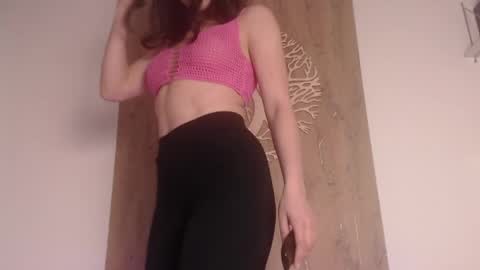 Snapshot of emmastinsen chatting on May 22, 2026, 4:30 am emmastinsen online show from May 22, 2026, 4:30 am