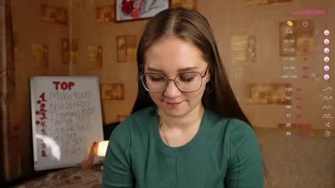 Mia online show from March 1, 2025, 1:51 pm