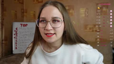 Mia online show from March 12, 2025, 3:51 pm