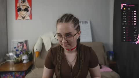 Mia online show from May 8, 2026, 6:02 pm