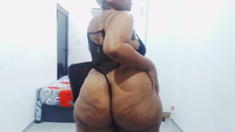 Emmy Lilly and Sam online show from December 7, 2024, 8:27 pm