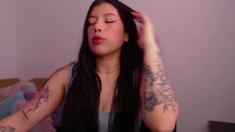 Emily  Independent model online show from January 27, 2025, 9:55 pm