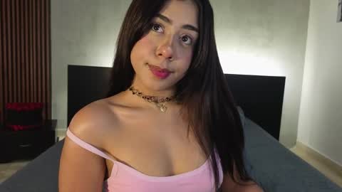 emmi_collins online show from April 3, 2026, 7:56 pm