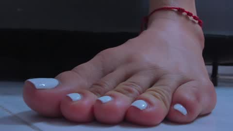 Emmi online show from December 13, 2024, 7:21 pm