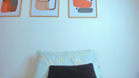 Emmi online show from January 23, 2025, 6:56 pm