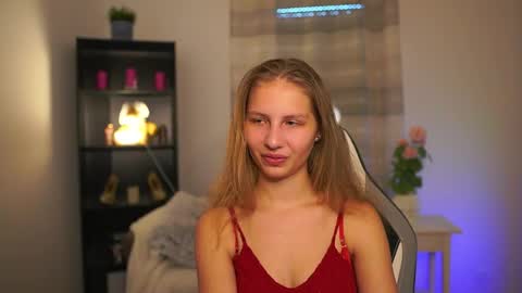 Emmie online show from February 14, 2026, 1:19 pm