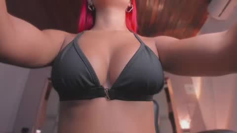 Snapshot of emmily_savage chatting on July 22, 2026, 11:46 am online show from July 22, 2026, 11:46 am