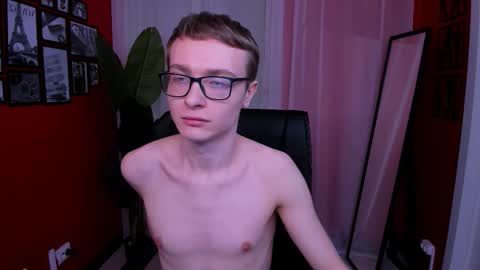 Snapshot of emmit_barker chatting on March 17, 2026, 10:18 am Emmit online show from March 17, 2026, 10:18 am