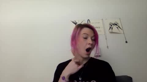 emmwarr1514 online show from February 11, 2026, 3:39 pm