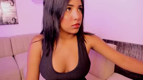 Emmy Heart online show from February 2, 2026, 3:38 am