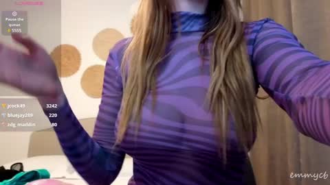 Em online show from January 26, 2025, 5:45 am