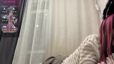 Snapshot of emo_couple666 chatting on March 2, 2025, 9:01 pm Gabriel  Elizabeth online show from March 2, 2025, 9:01 pm