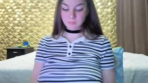 Emo online show from May 17, 2026, 4:03 pm
